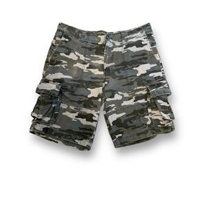 Mossimo Supply Co camouflage pattern cargo shorts